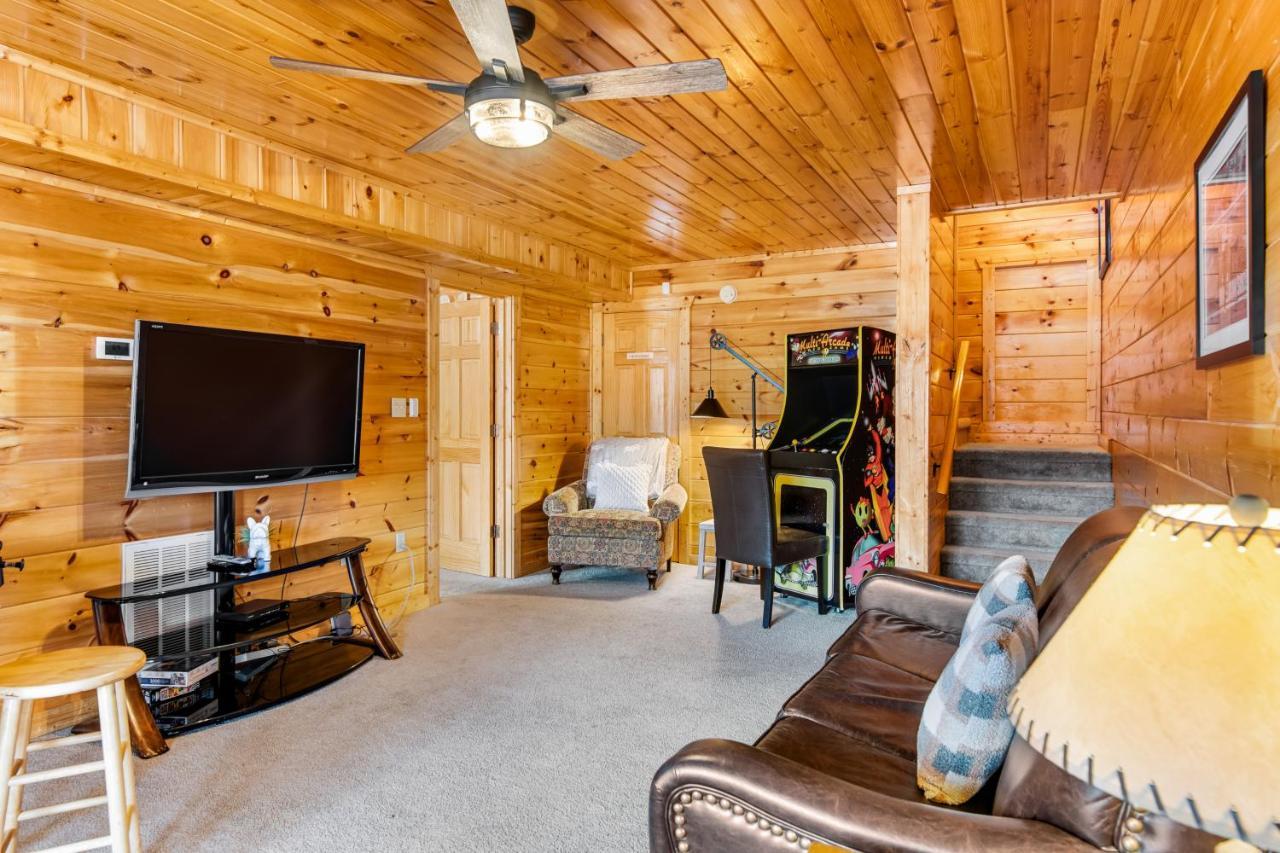 Villa Triple Mountain View à Gatlinburg Extérieur photo