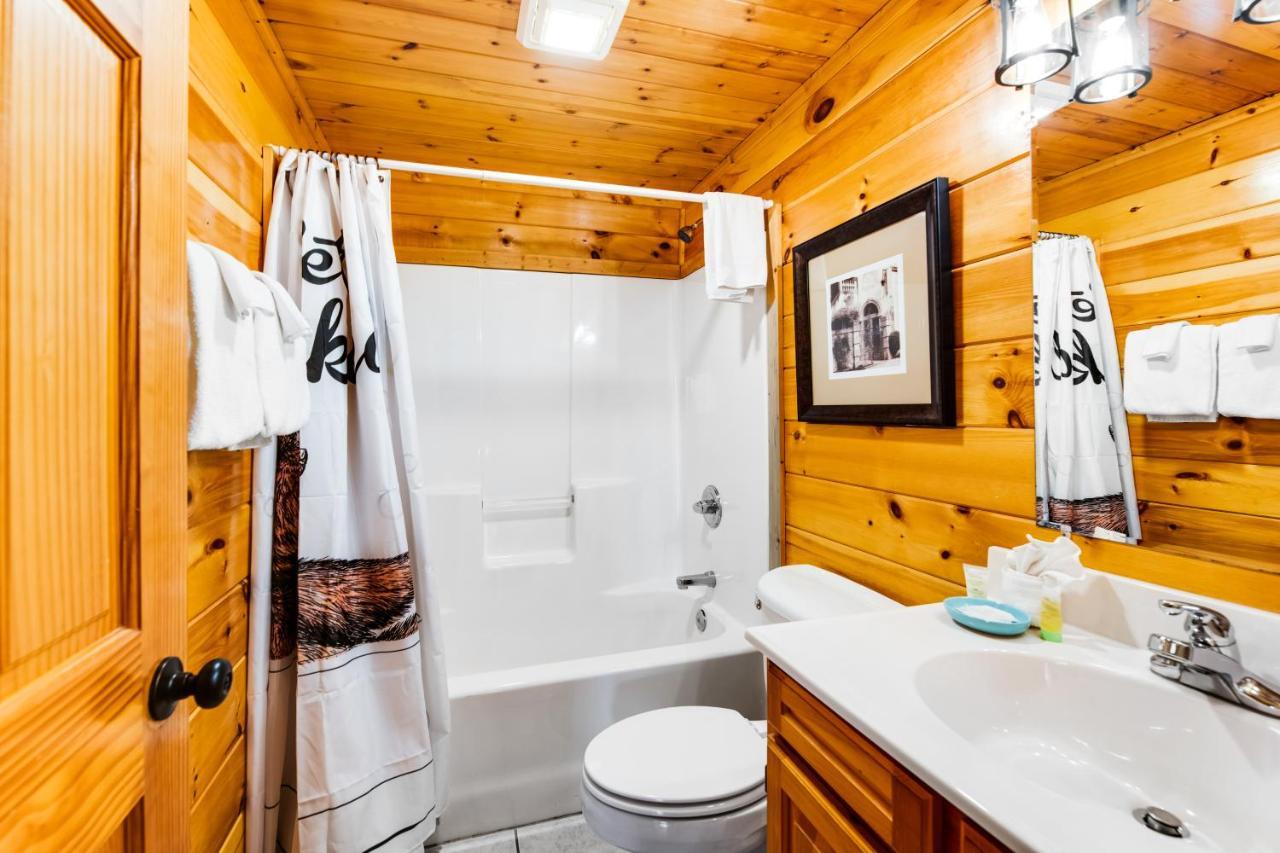 Villa Triple Mountain View à Gatlinburg Extérieur photo