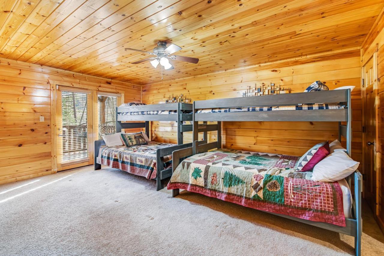 Villa Triple Mountain View à Gatlinburg Extérieur photo
